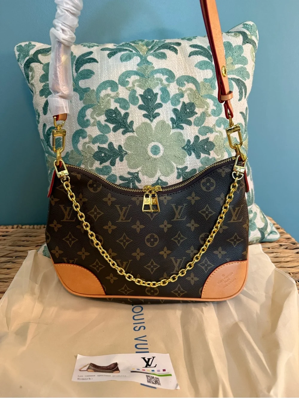 Shoulder bag- see description